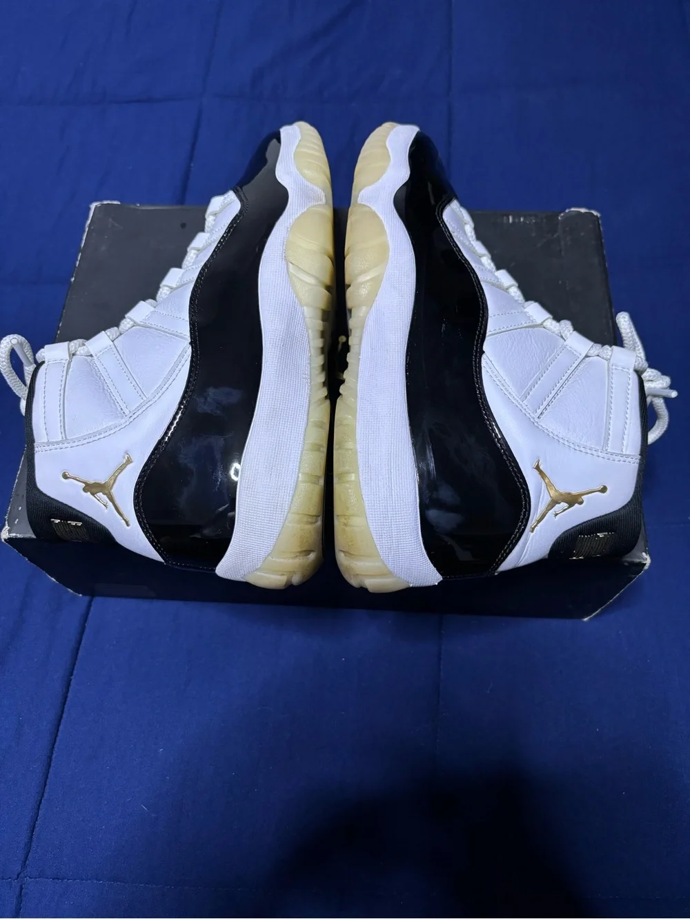 Jordan 11 Retro Gratitude/Defining Moments 2023 Size 9.5